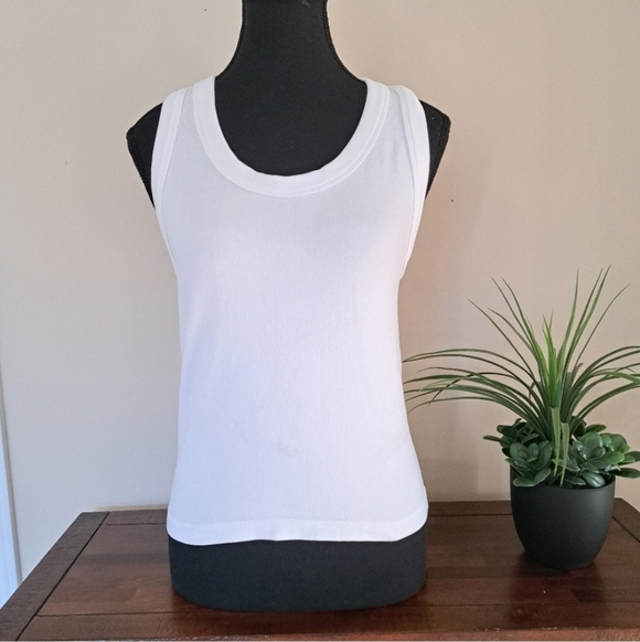 Reflex Set Of 3 Tanks Racer Back Ribbed Seamless Grey White Blue Size Small - Picture 2 of 14